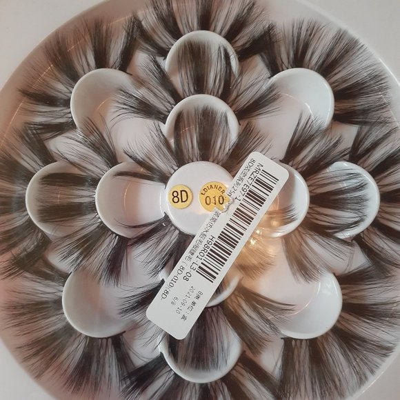 SALE!!! Brand New 25mm False Eyelashes - Picture 1 of 2